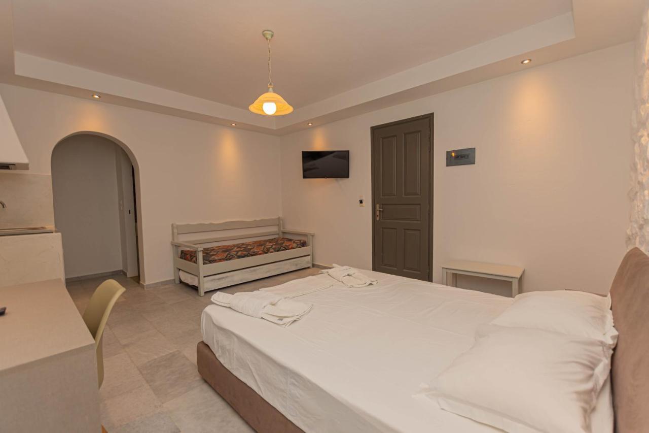 Kallithea Hotel Agia Anna  Екстер'єр фото