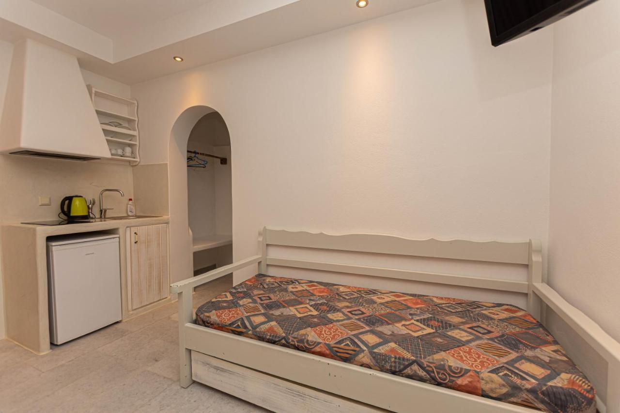 Kallithea Hotel Agia Anna  Екстер'єр фото
